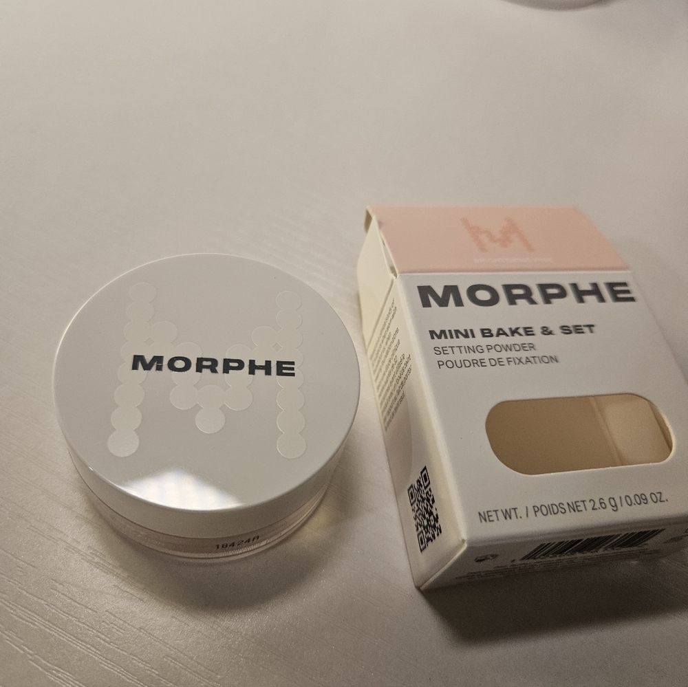 Morphe Bake & Set Setting Powder - Picture 5 of 6